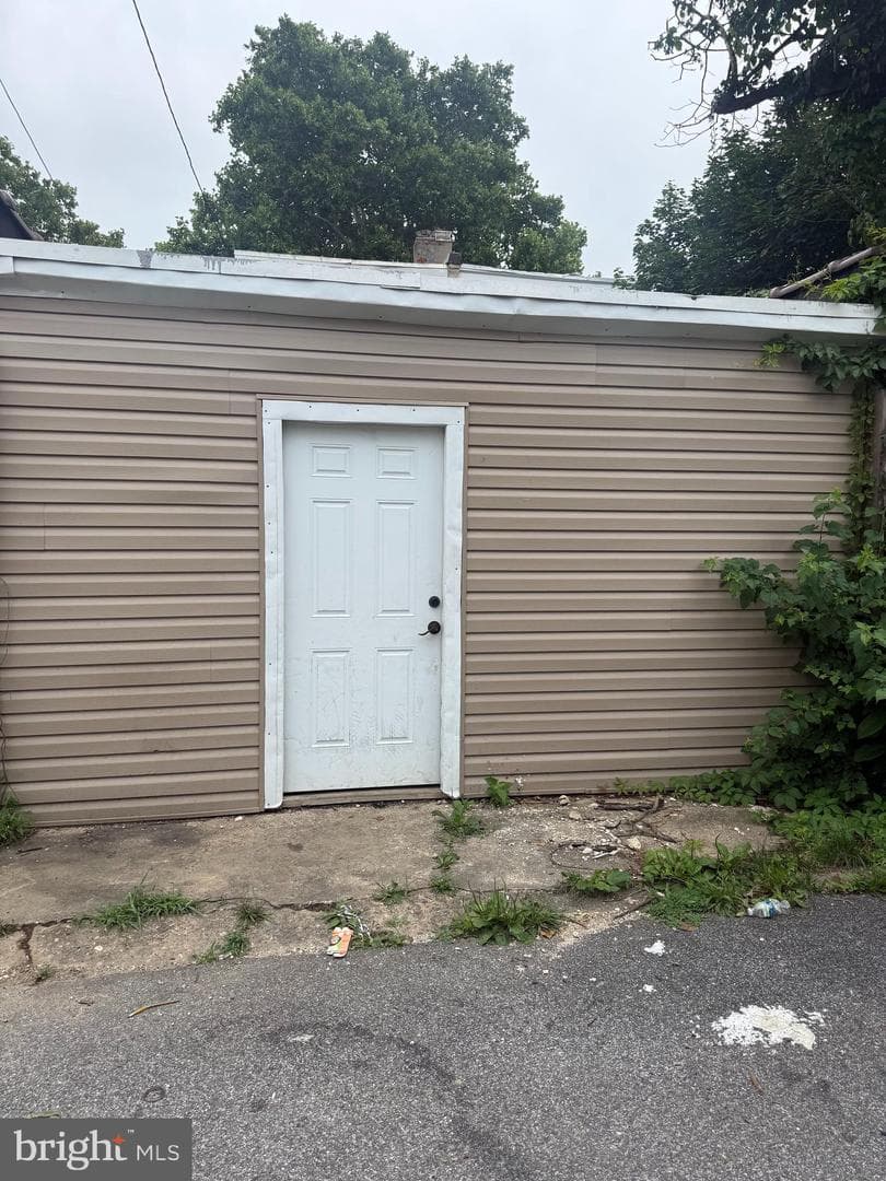 404 Colwyn Avenue photo 8