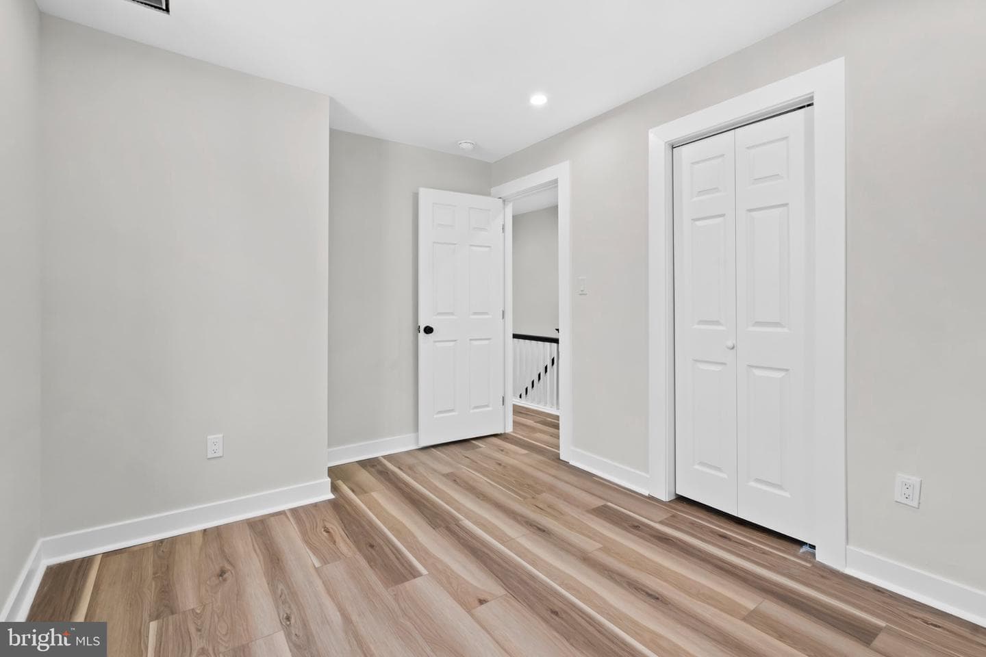 449 W Baltimore Avenue photo 19