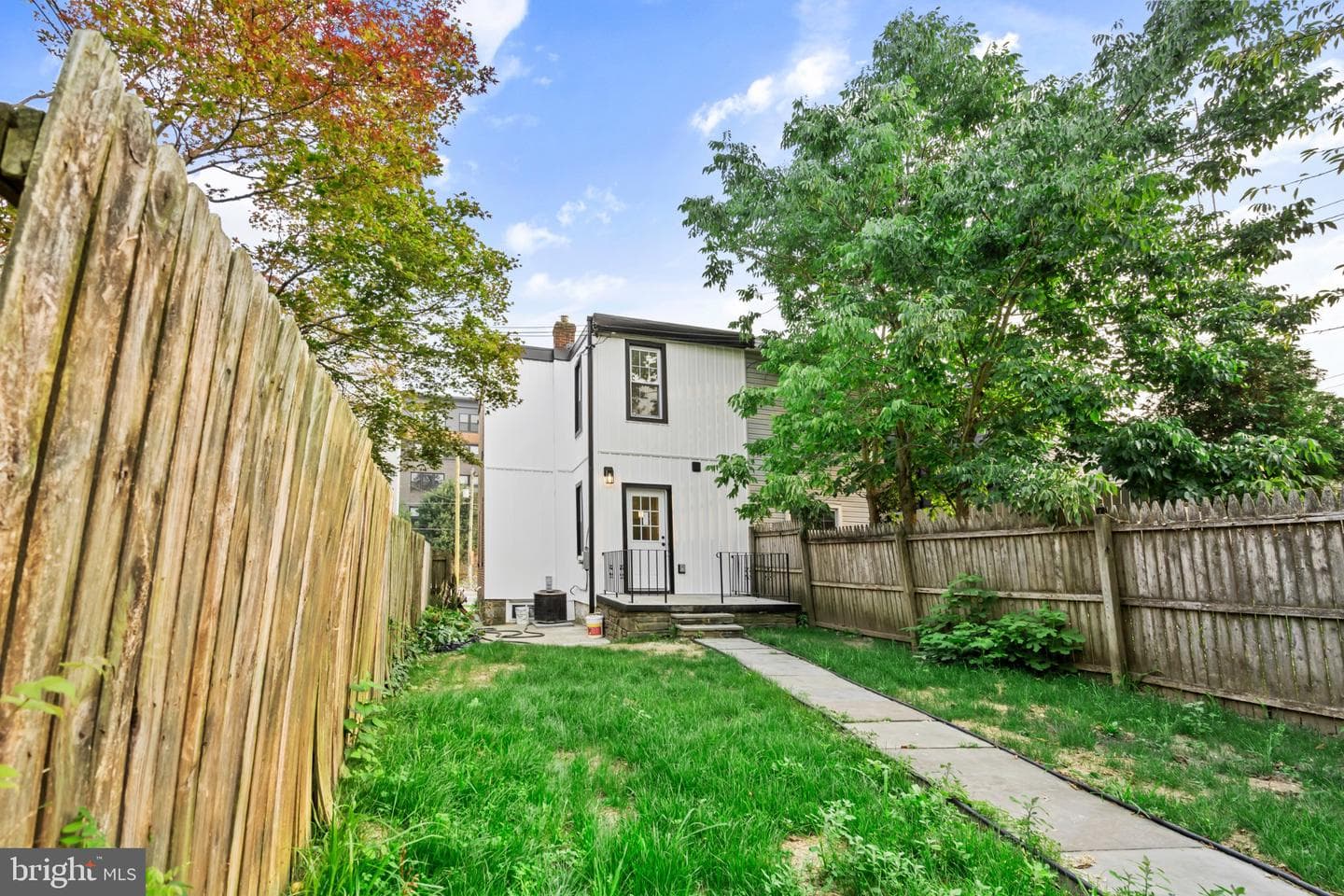 449 W Baltimore Avenue photo 4