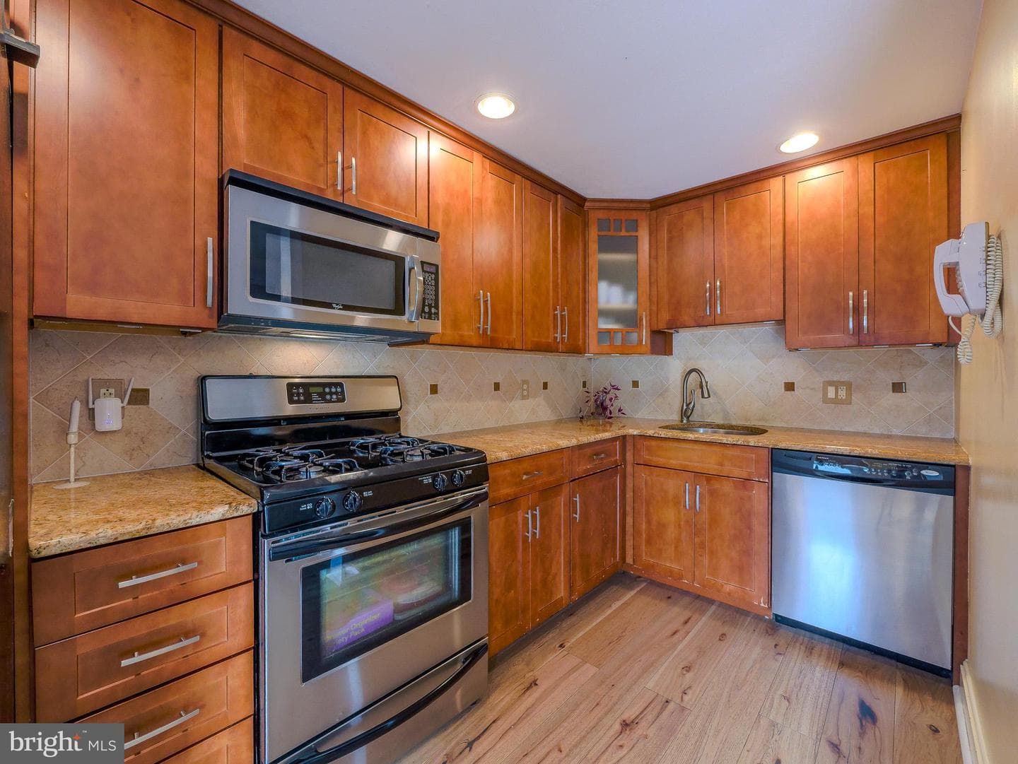 5360 Delmar Drive photo 16