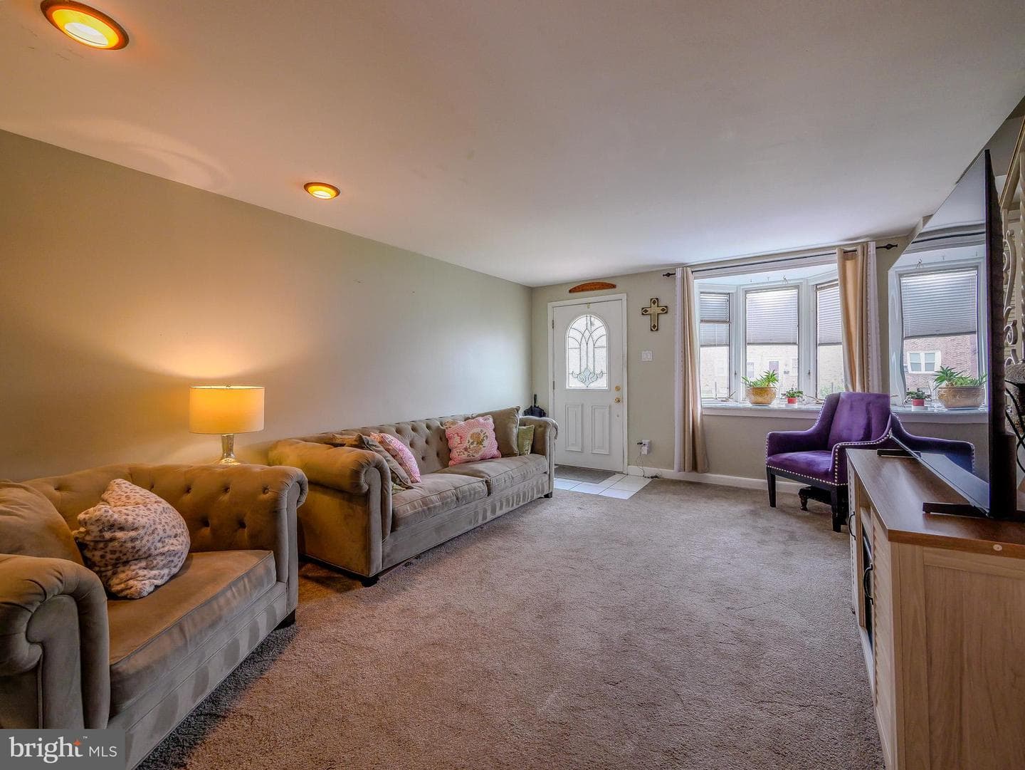 5360 Delmar Drive photo 8
