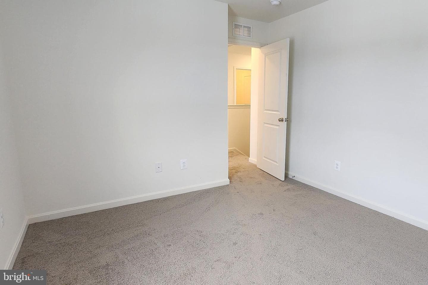 5407 Harrier Way photo 11