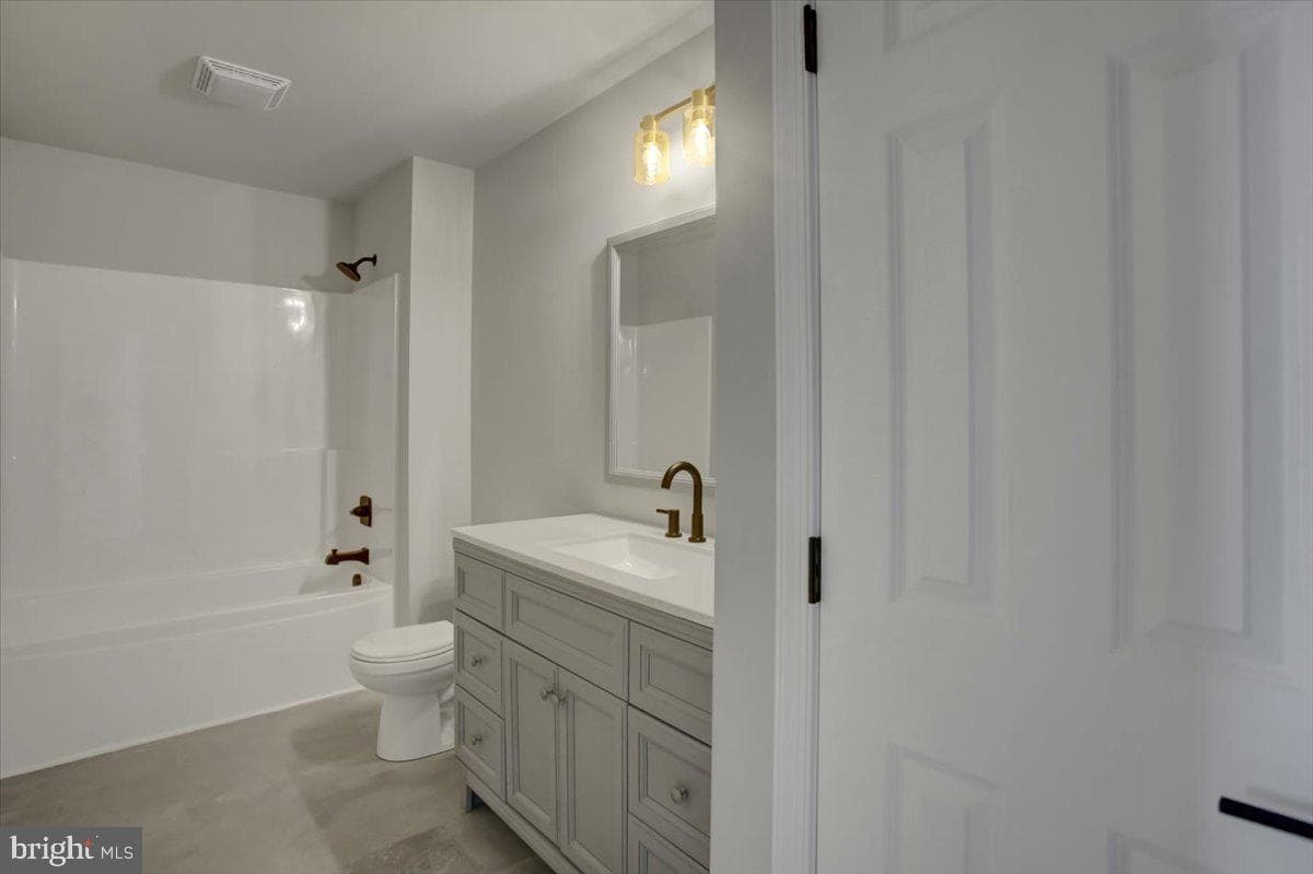 305 Grandview Ave photo 19