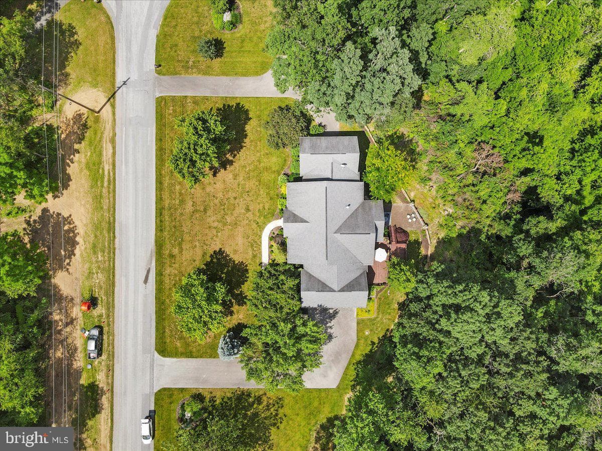934 Samerica Drive photo 33