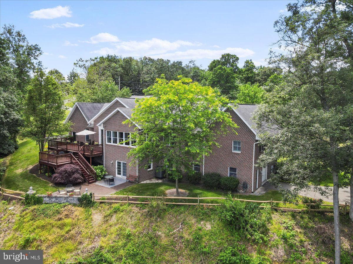 934 Samerica Drive photo 6