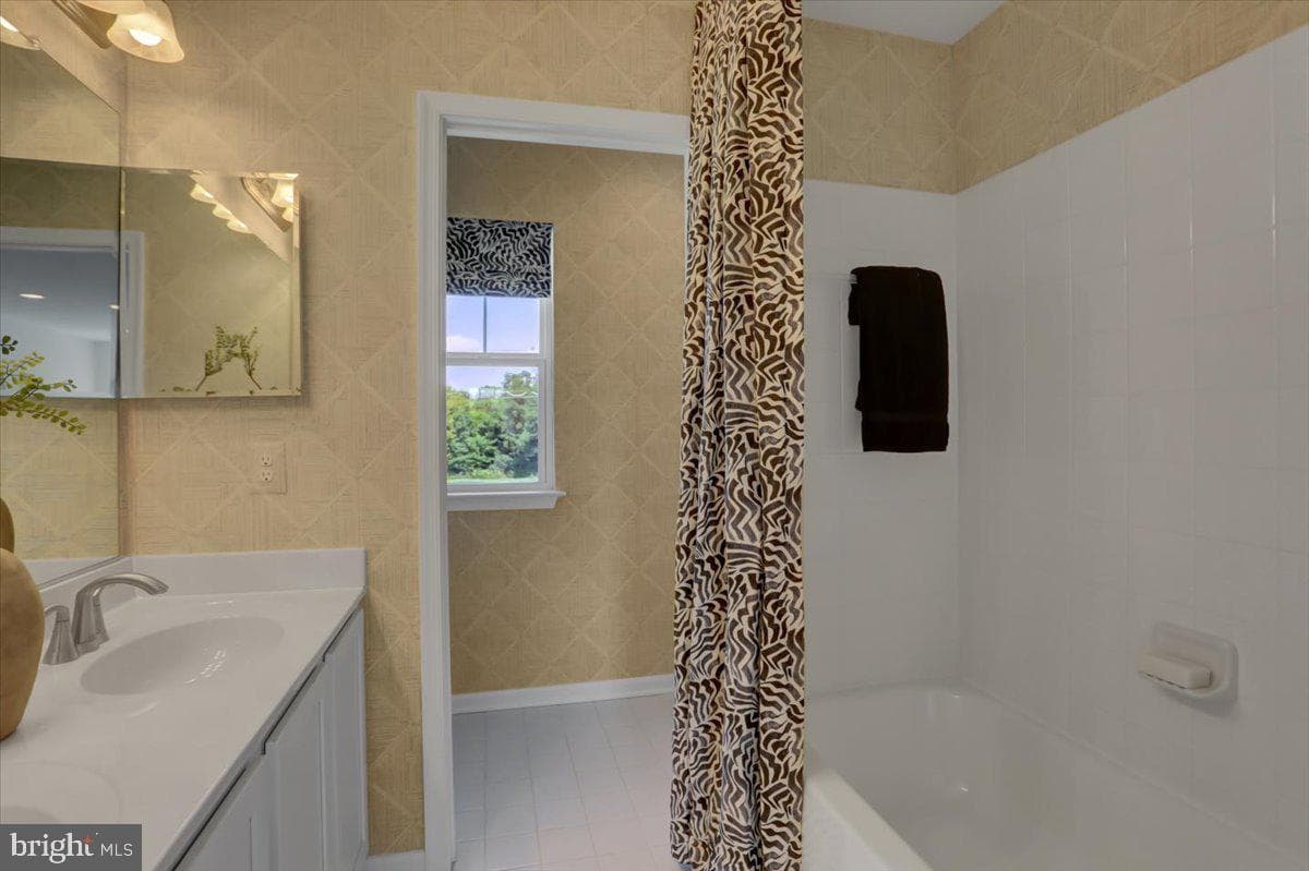 5377 Harrier Way photo 4