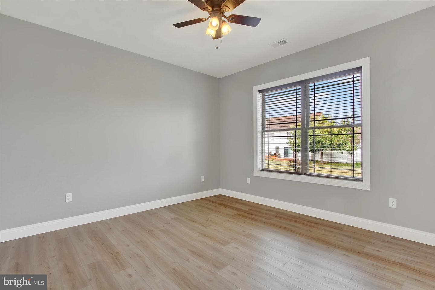 13189 Seneca Drive photo 31