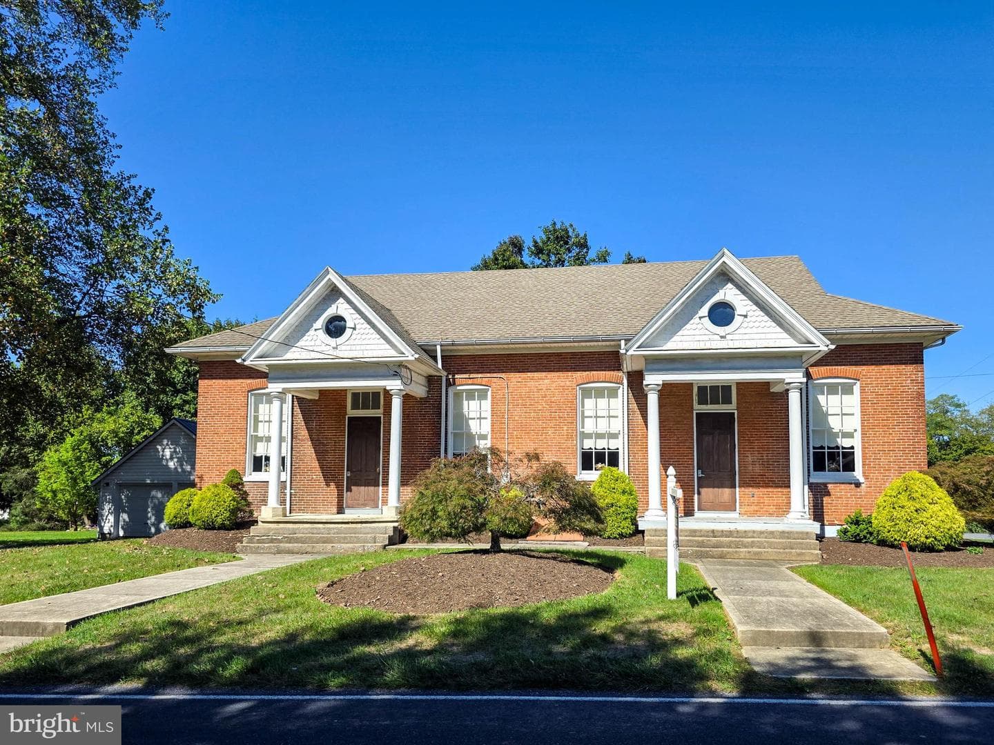 171 East Avenue photo 24