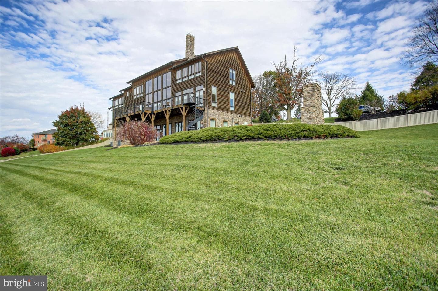 6573 Irvine Drive photo 95