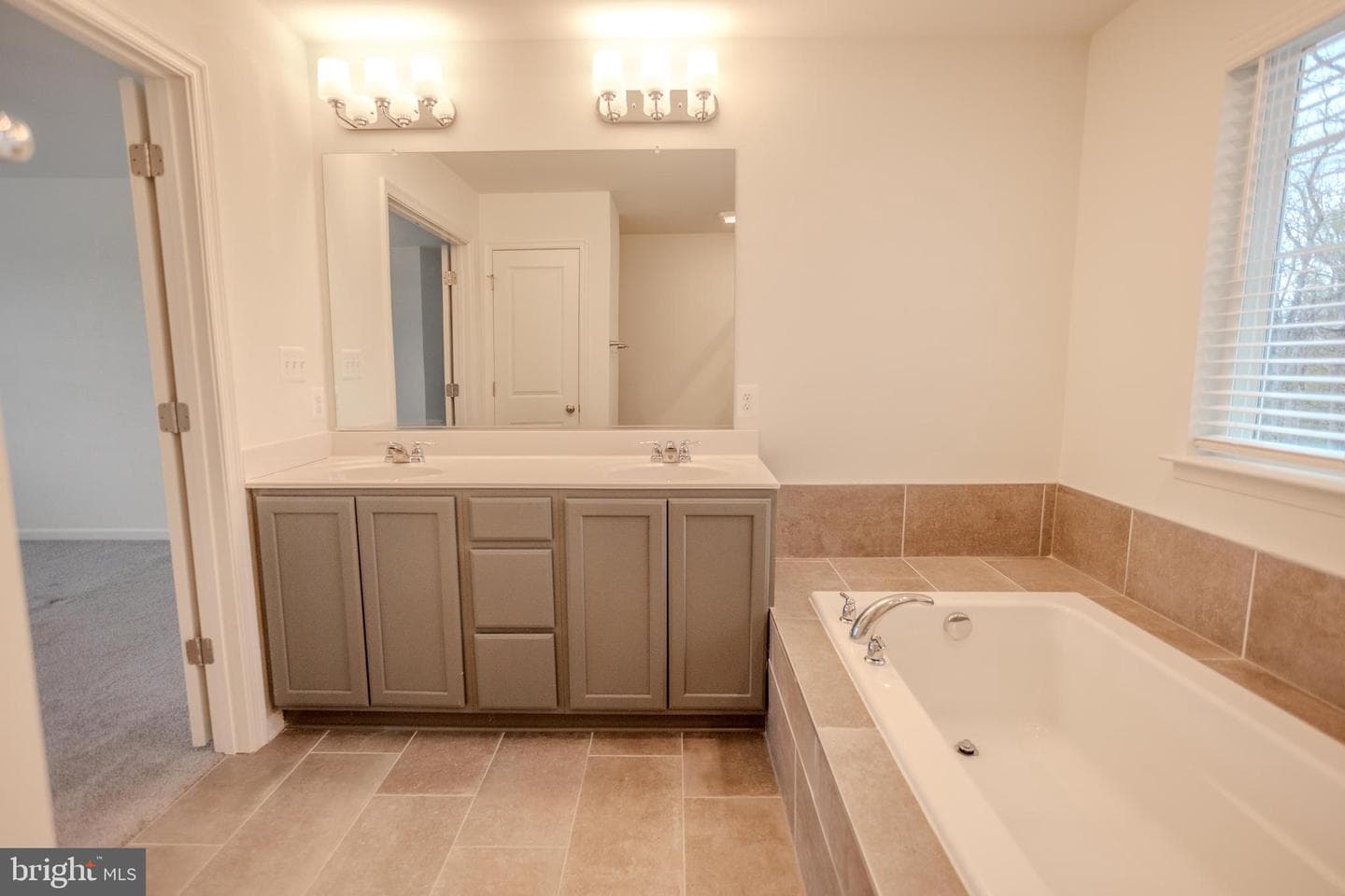 460 Paradise View Drive photo 75