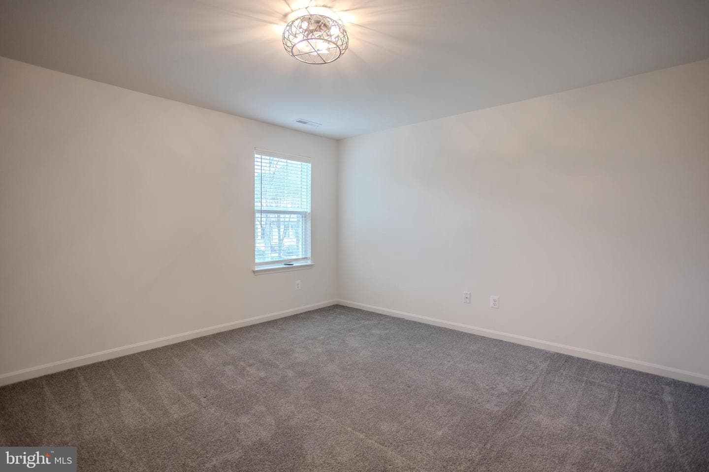 460 Paradise View Drive photo 85