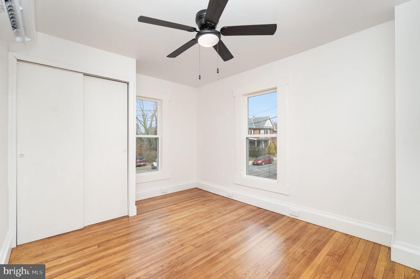 101 Fairview Avenue W photo 22