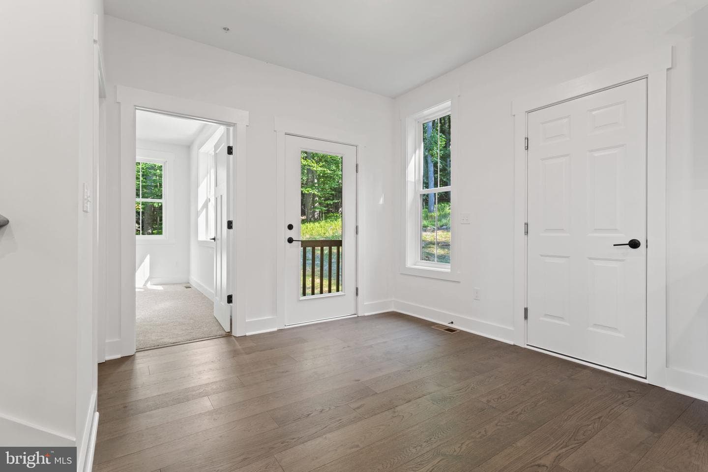 1401 Shannon Drive S photo 22