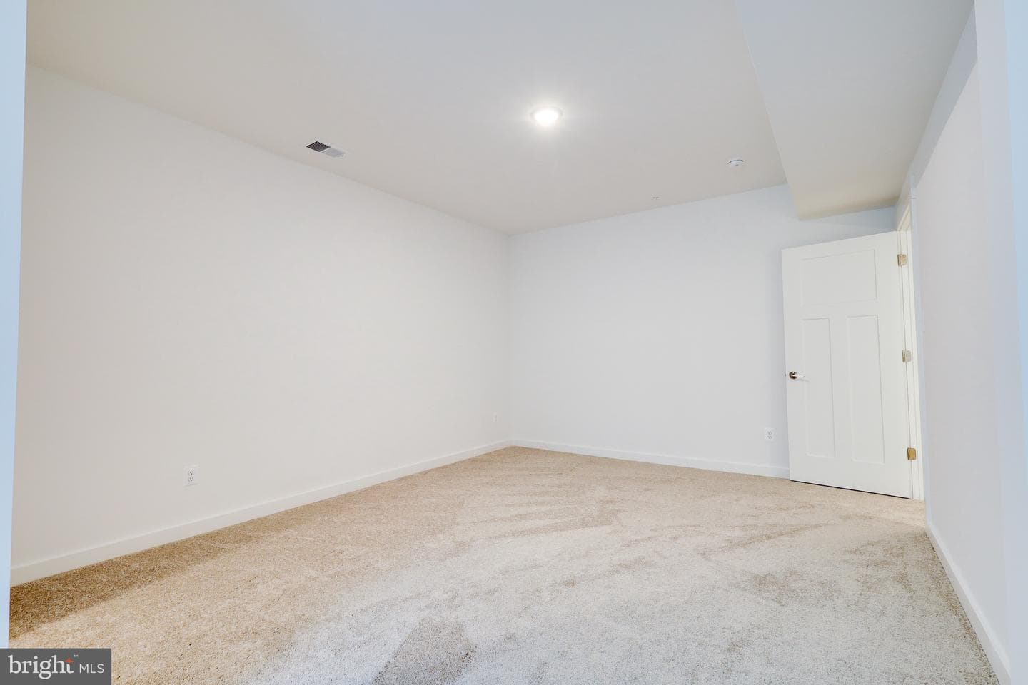 1401 Shannon Drive S photo 41