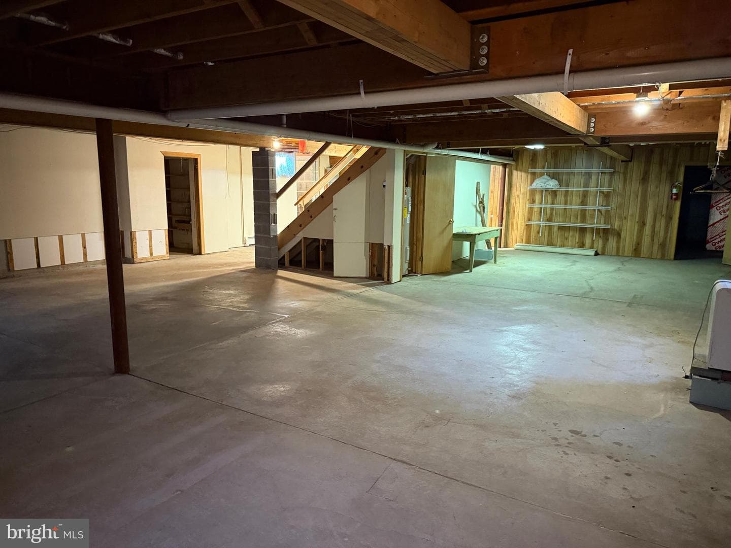 300 N Franklin Street photo 39
