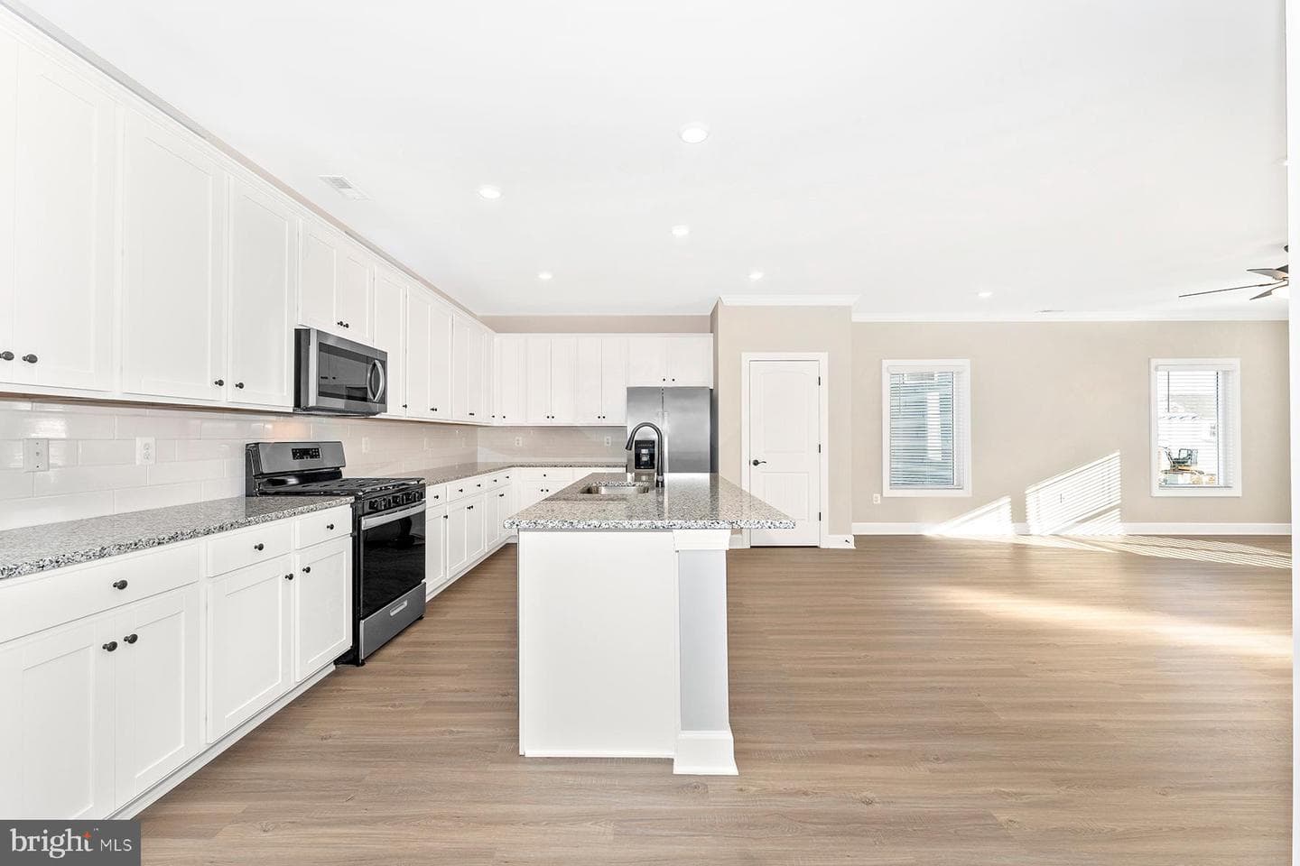 506 Abigail Ave photo 11
