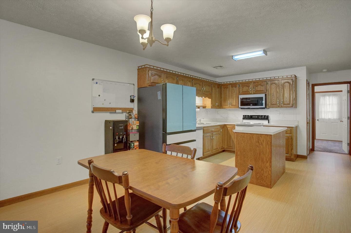 714 Marden Avenue N photo 7