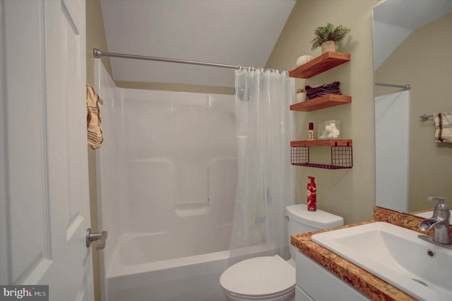 108 N Blackberry Lane photo 42