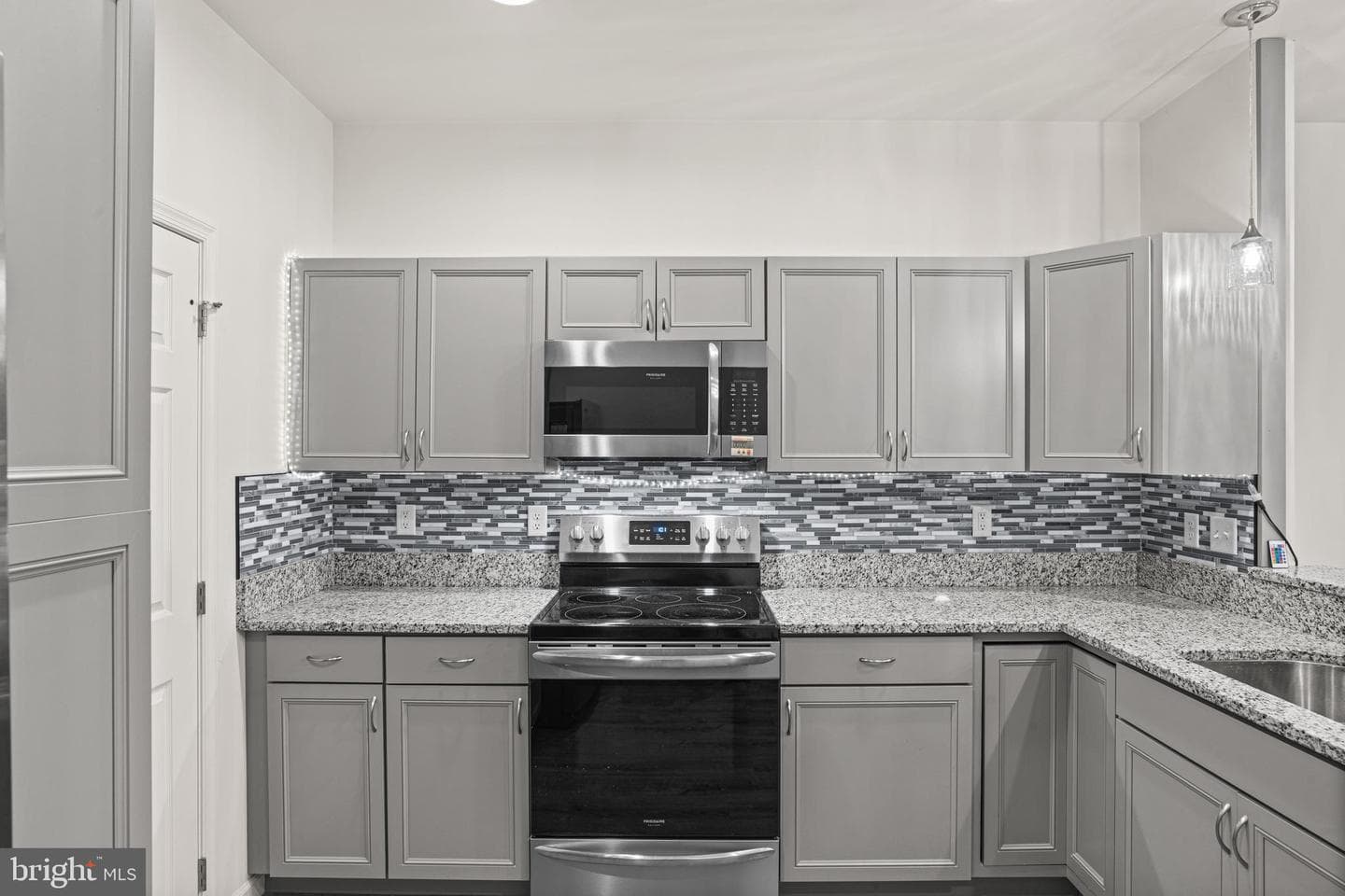 3243 Portrait Way photo 31