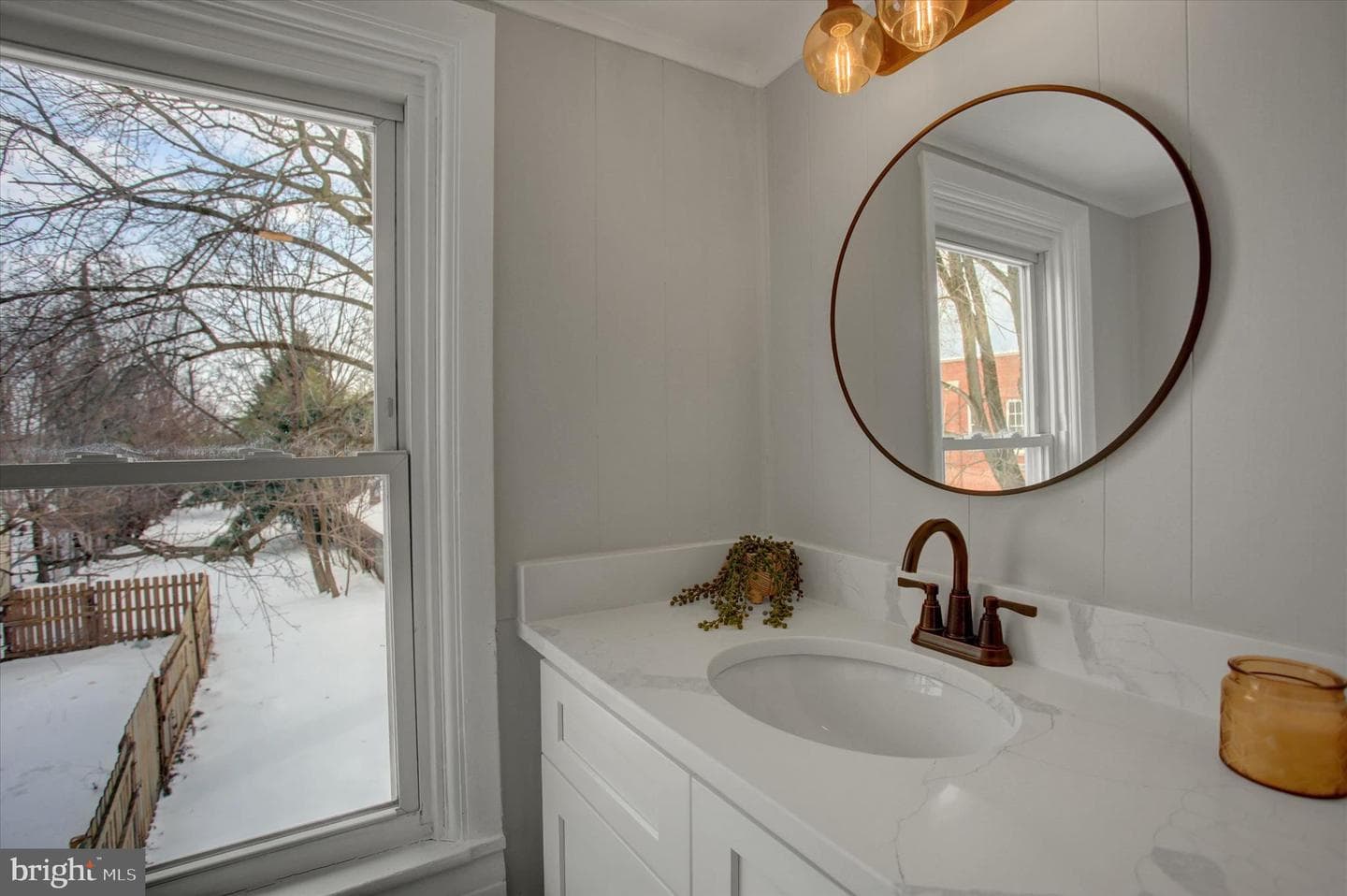 828 Broad Street photo 23
