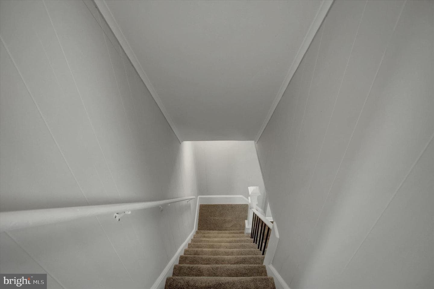 828 Broad Street photo 25