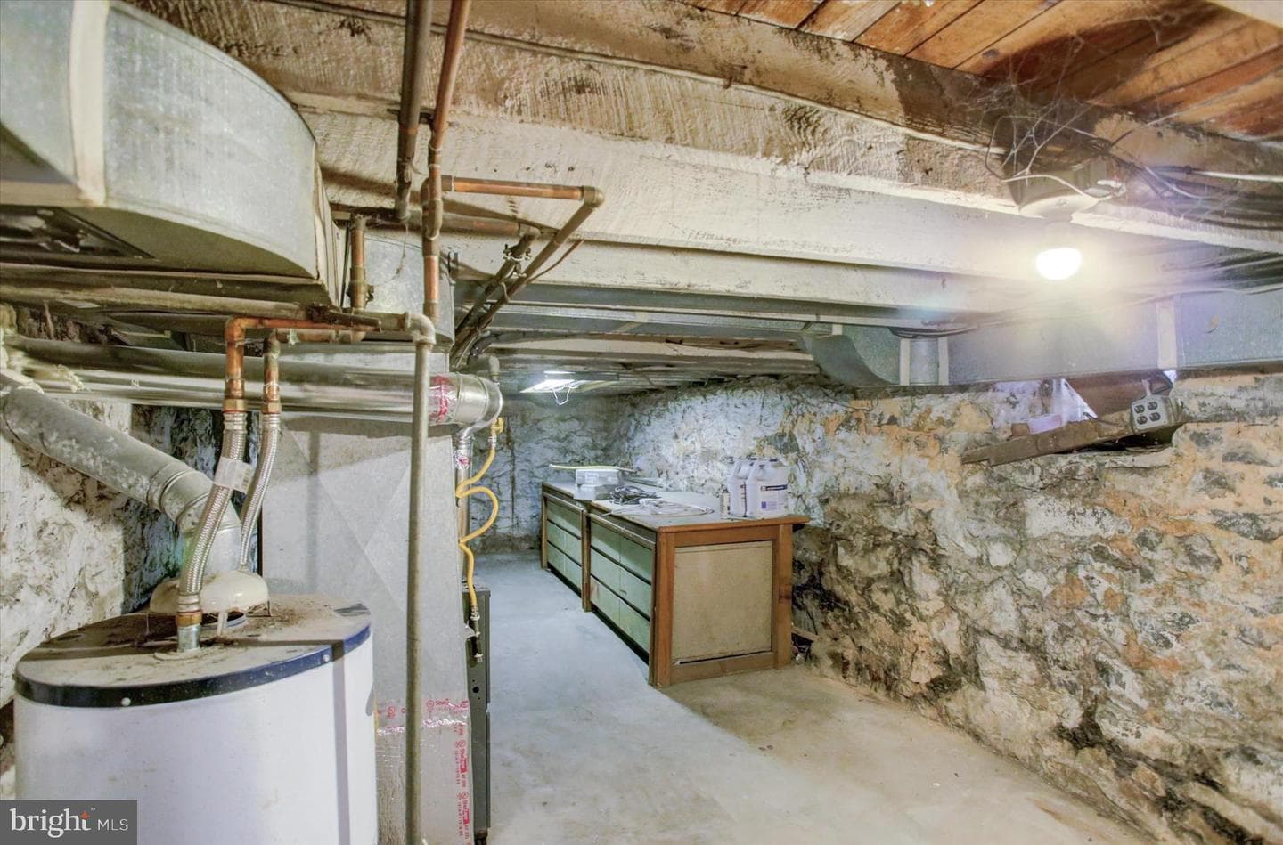 828 Broad Street photo 26