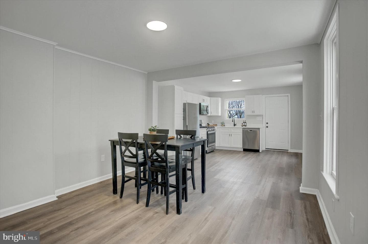 828 Broad Street photo 8