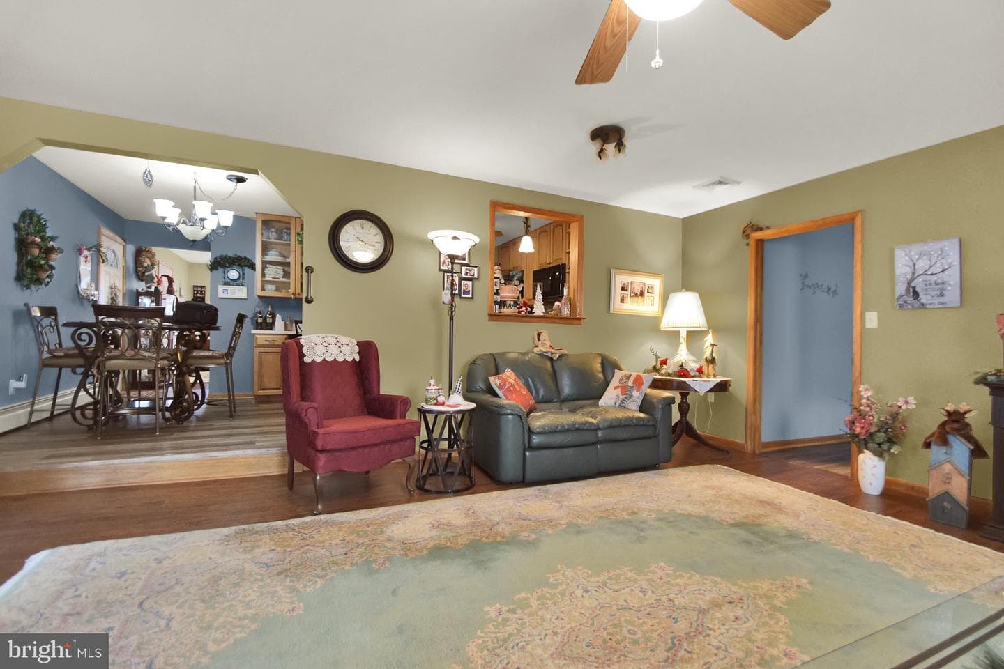 1138 Brandon Drive photo 9