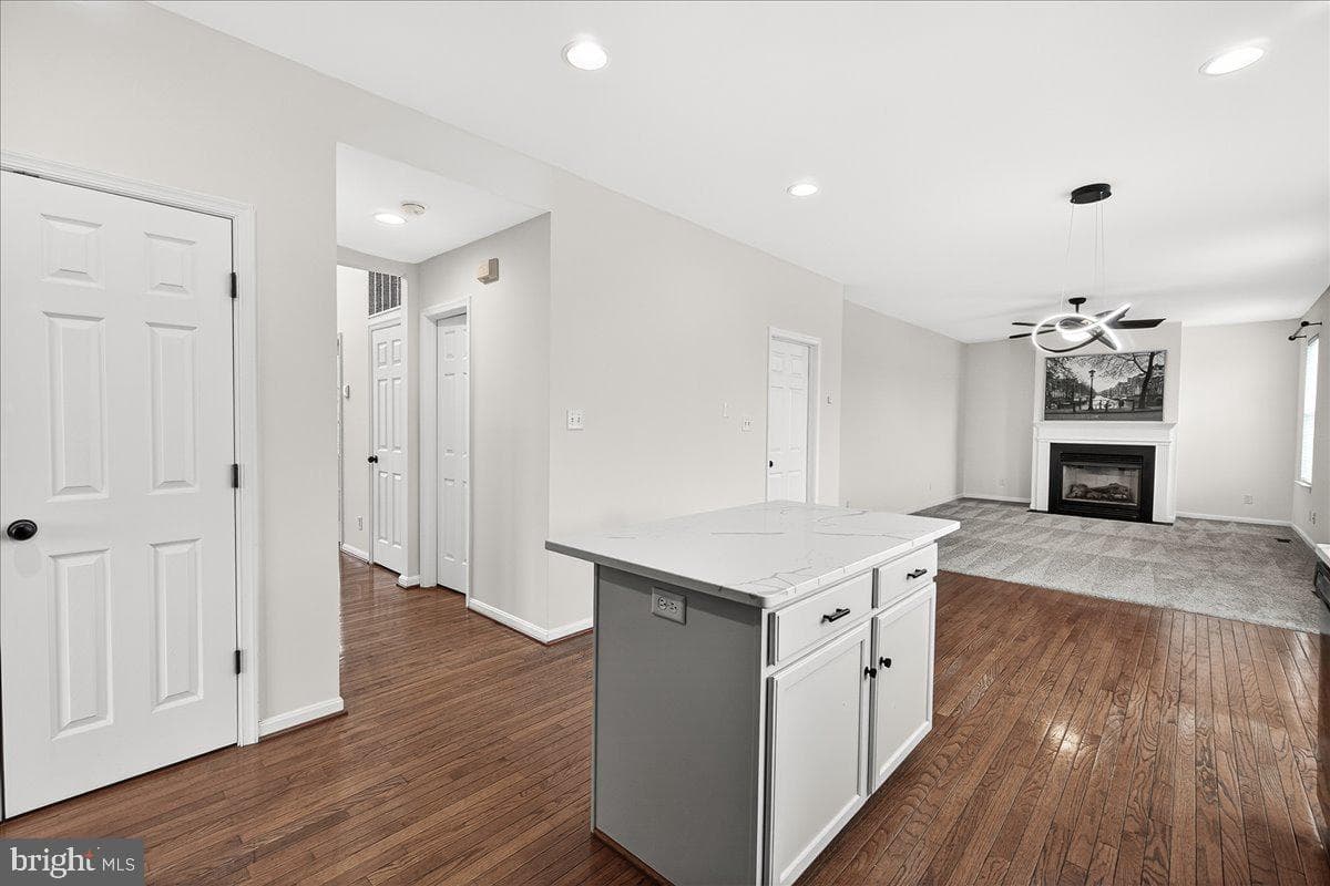 603 N Shannon photo 8