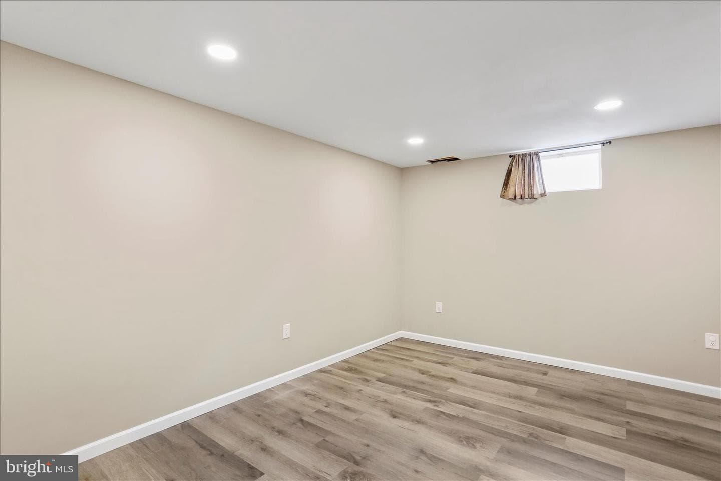 47 Emerald Drive photo 45