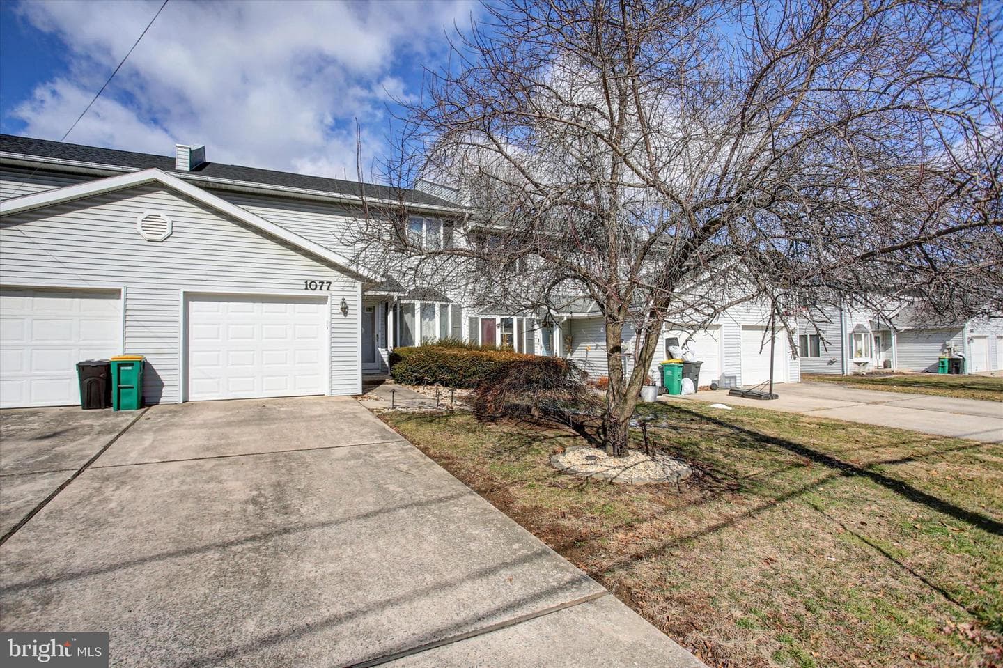 1077 Progress Road photo 3