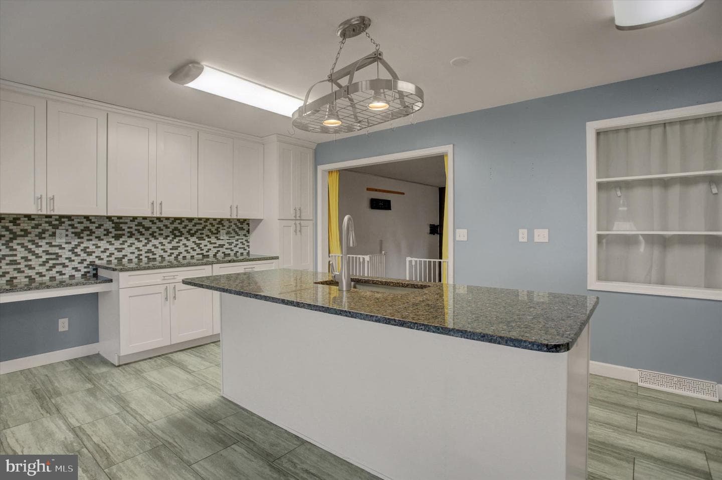 1760 Holly Lane photo 19