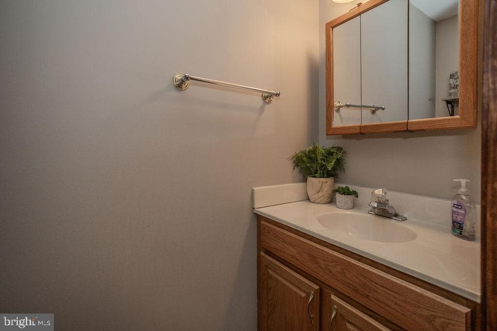233 Carmack Drive photo 12