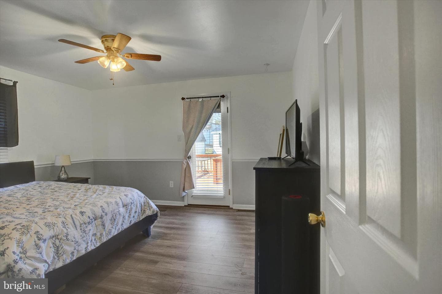 340 Ridge Avenue photo 15