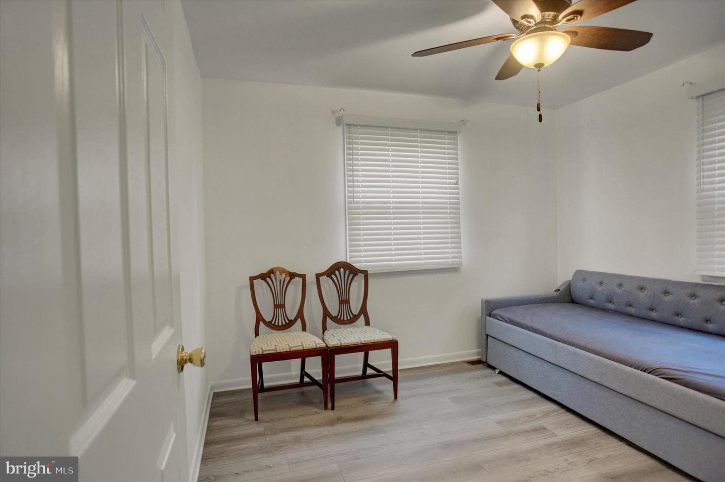 340 Ridge Avenue photo 19