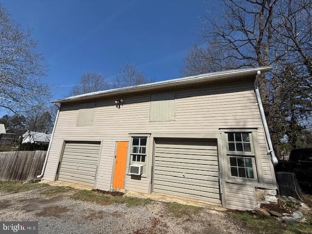 105 Linden Avenue photo 37