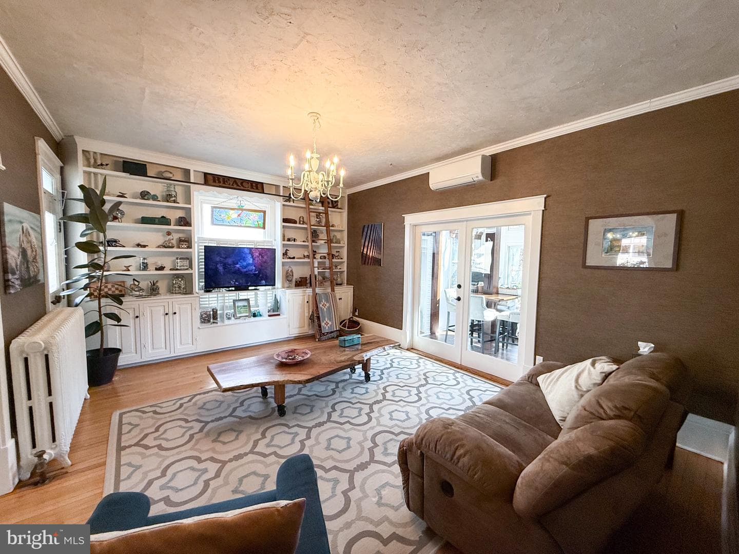 105 Linden Avenue photo 4