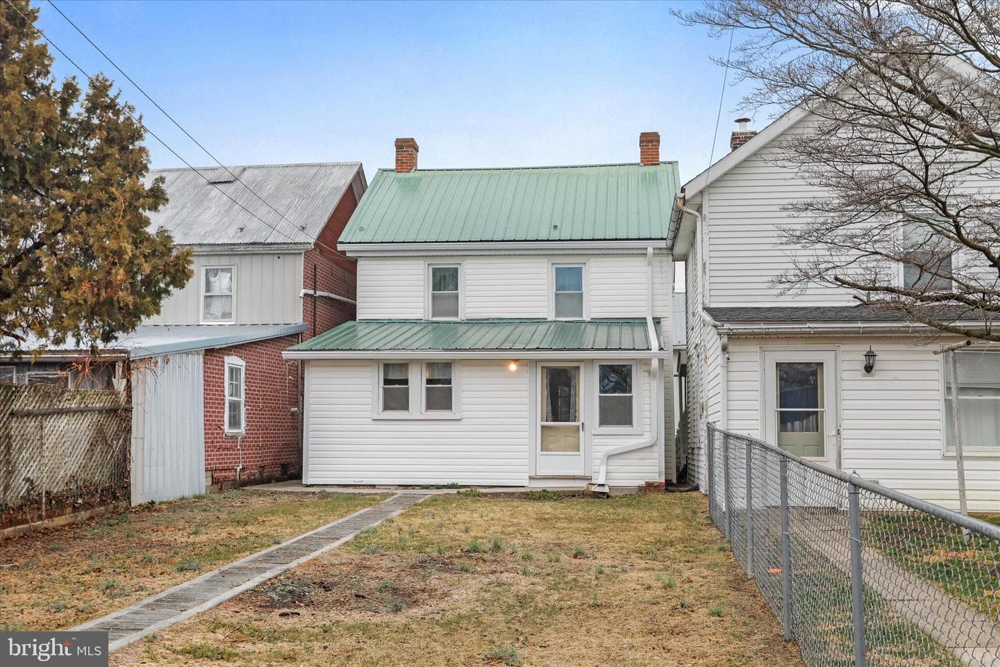 129 E Franklin Street photo 5
