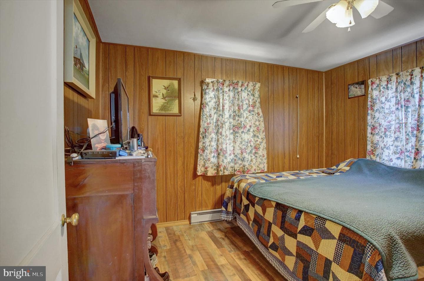 712 Stanley Avenue photo 17