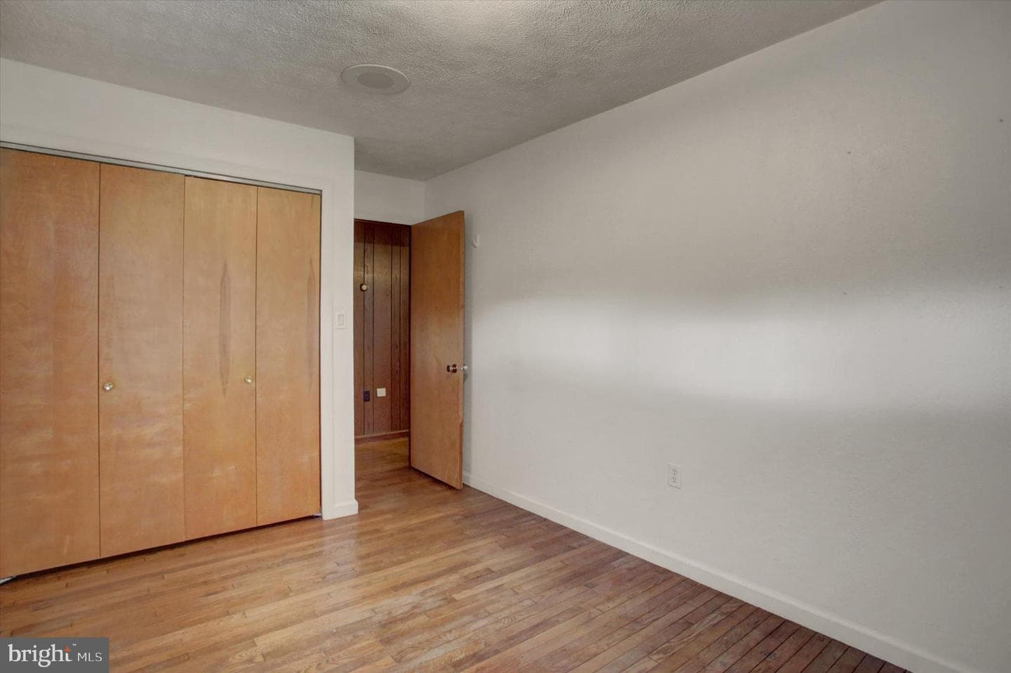 1343 Second Avenue photo 36