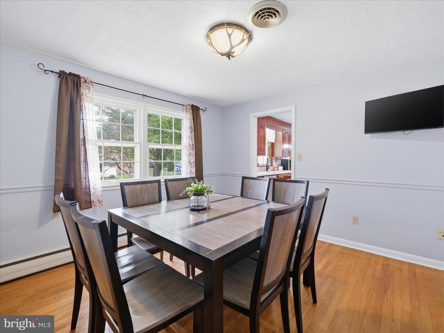 173 Colonial Drive photo 10