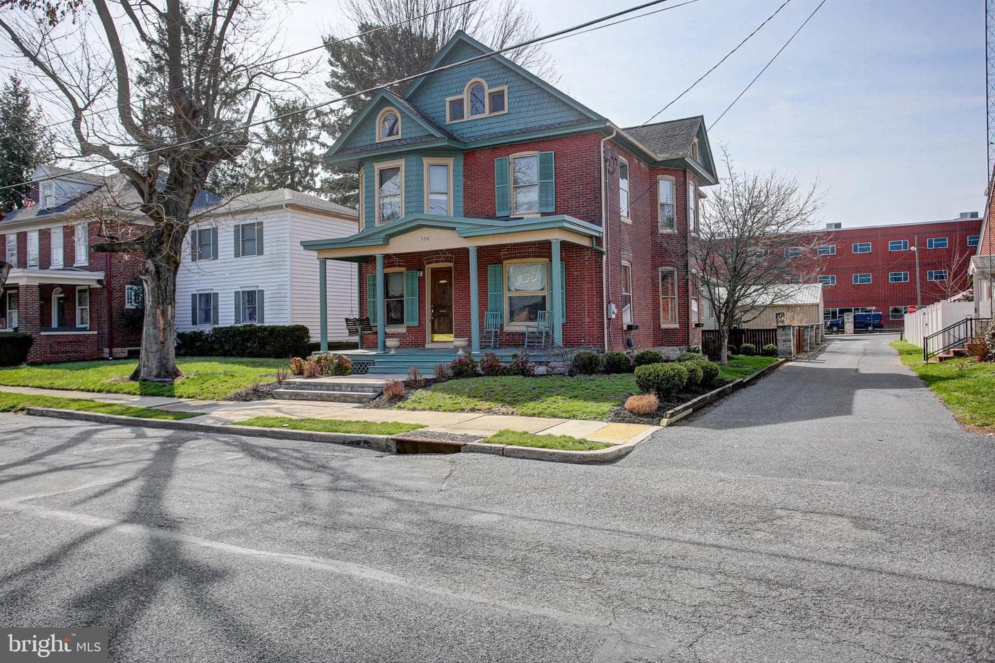 530 E Catherine Street photo 2