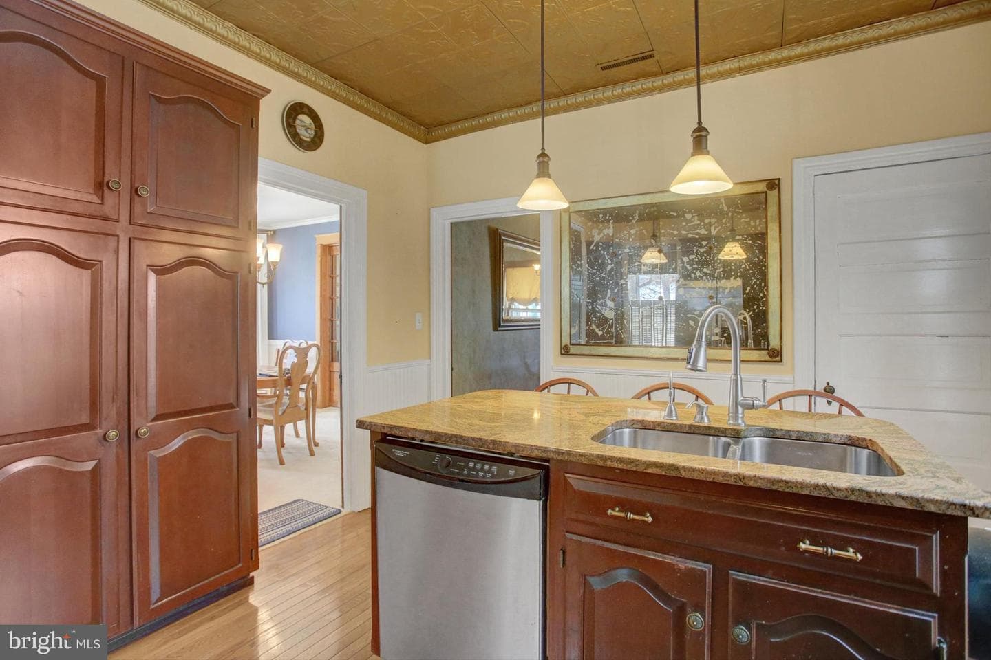 530 E Catherine Street photo 25