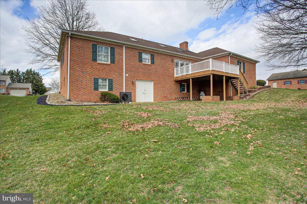 84 Monroe Drive photo 53