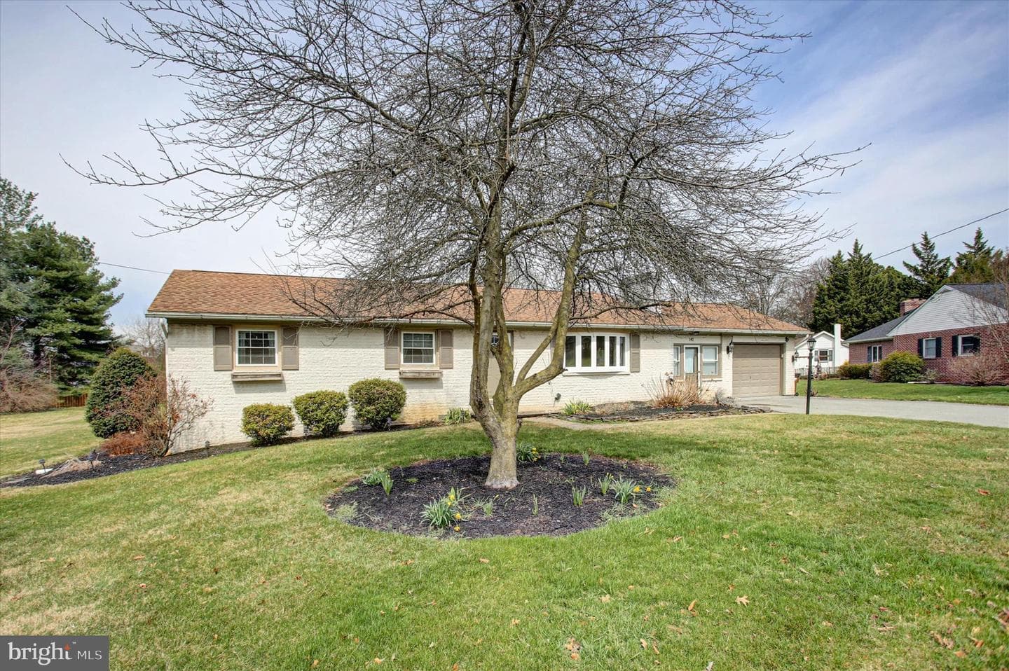 141 Apple Drive photo 35