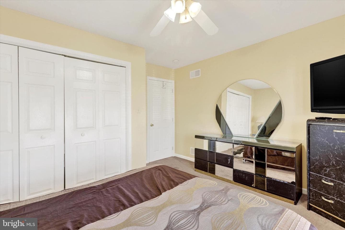 345 Roseann Drive photo 16