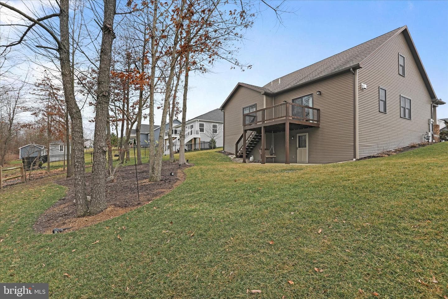 313 Toms Lane photo 50
