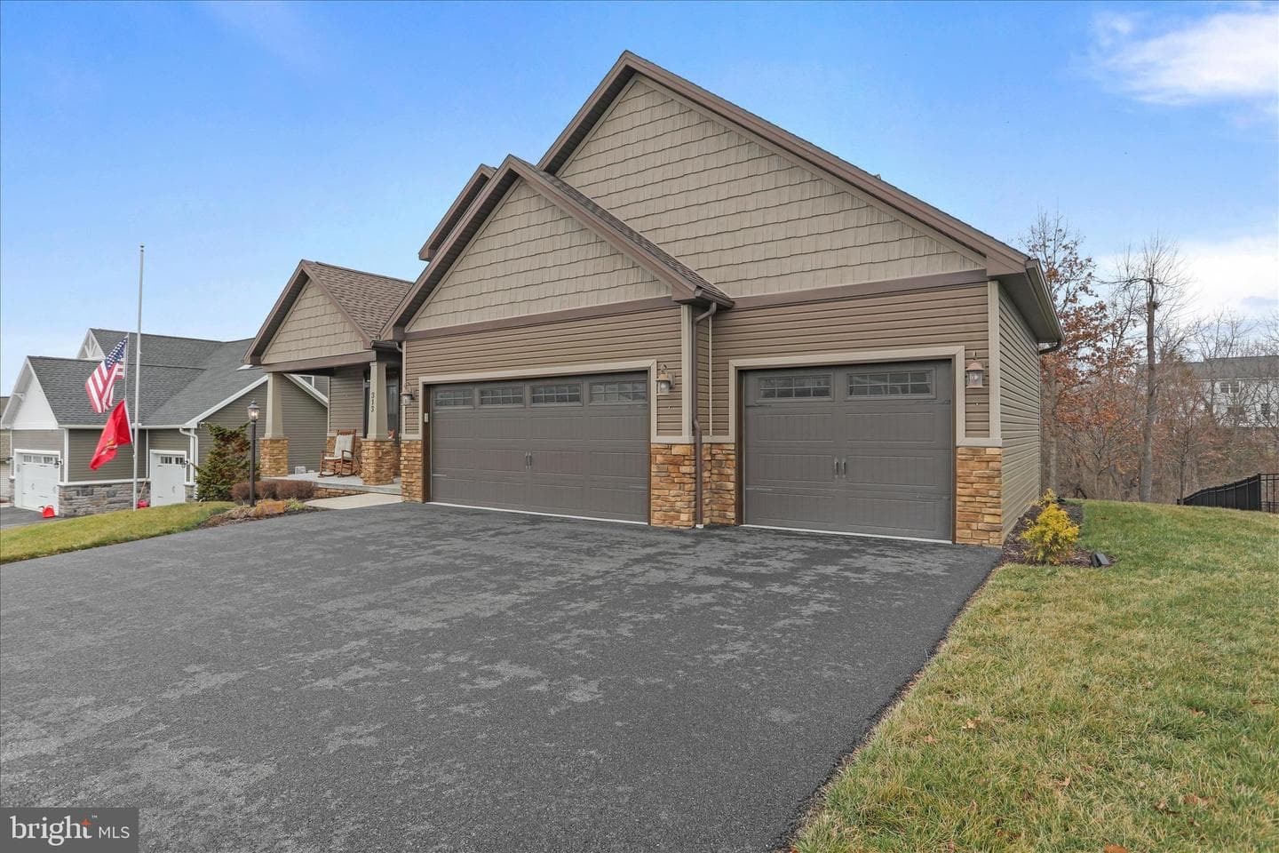 313 Toms Lane photo 6