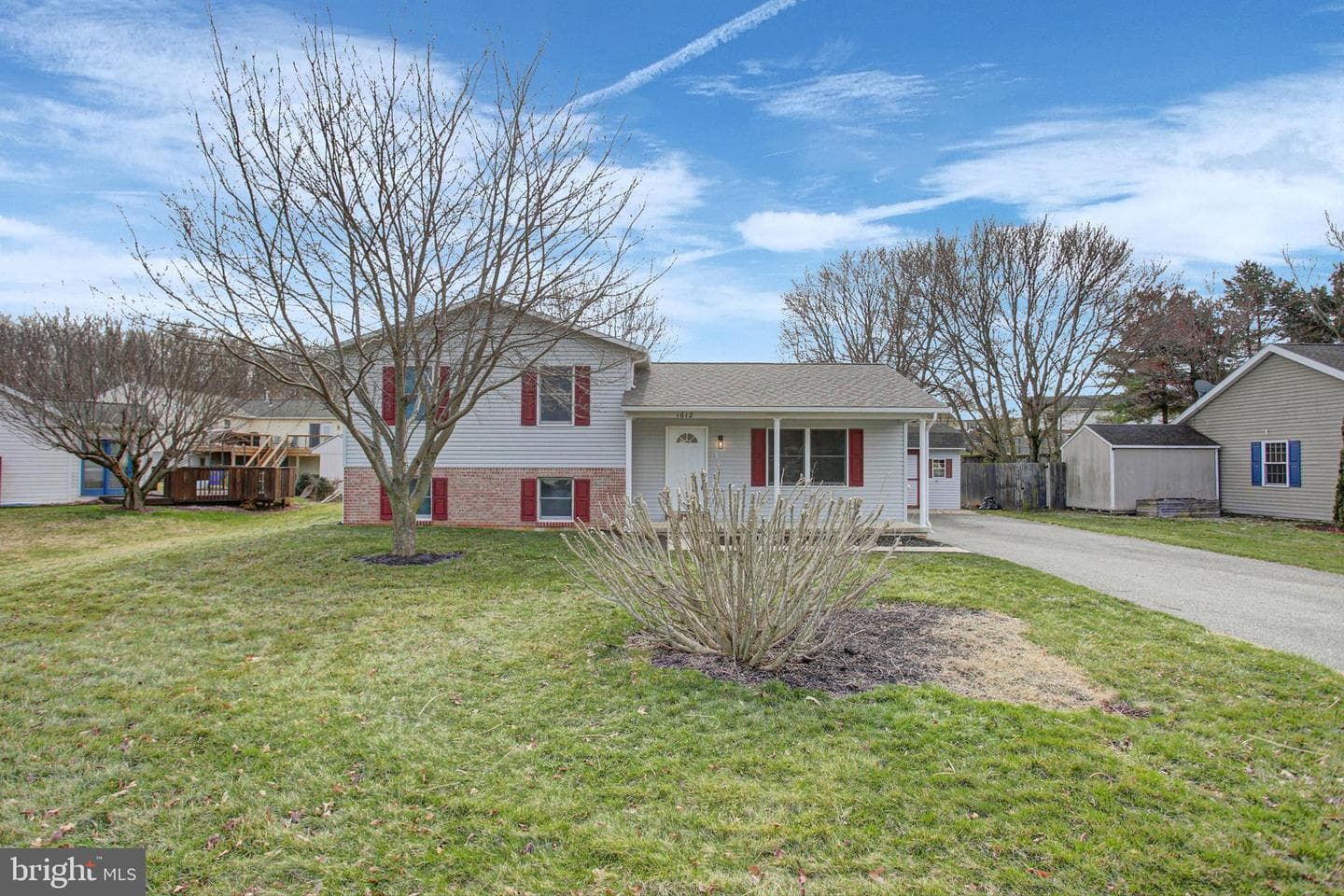 1612 Magnolia Court