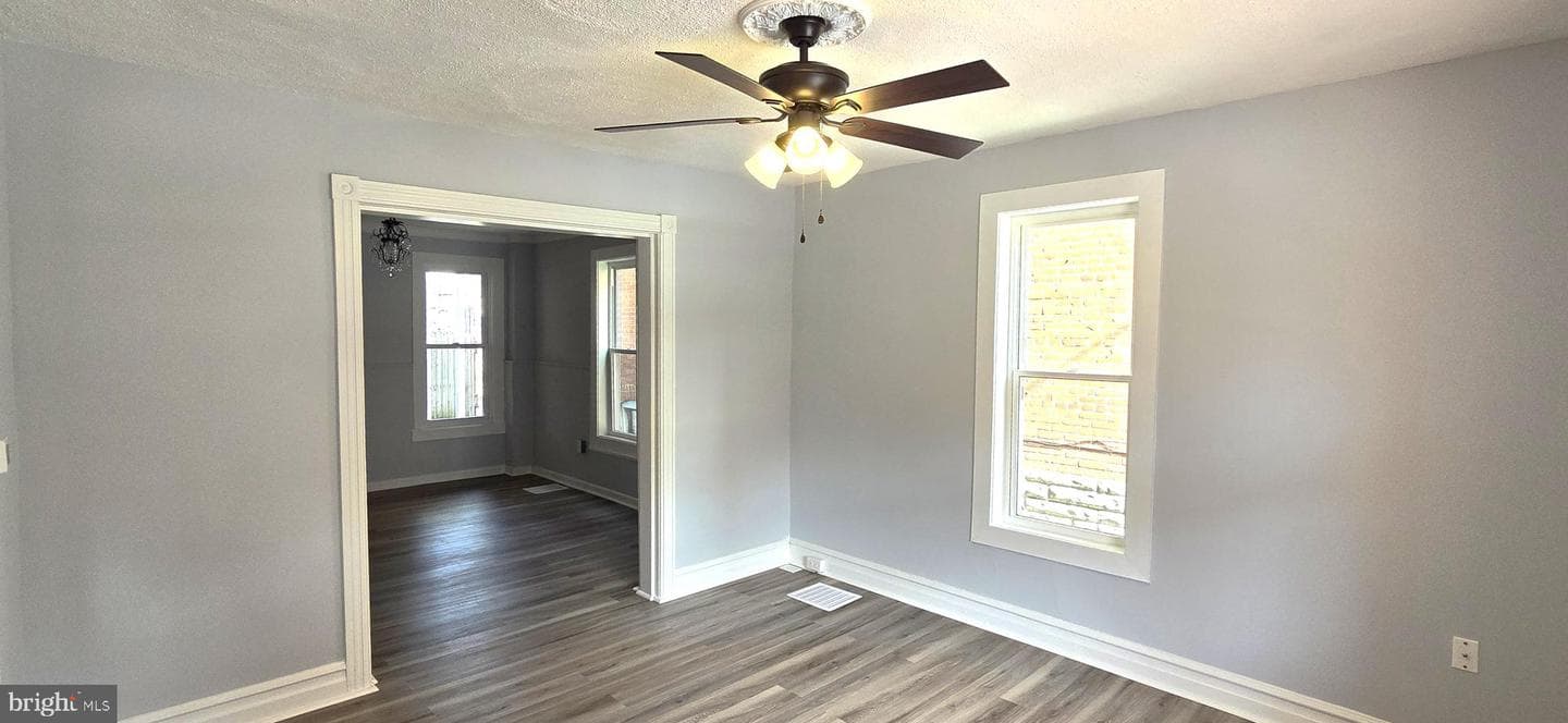 121 N Broad Street photo 5